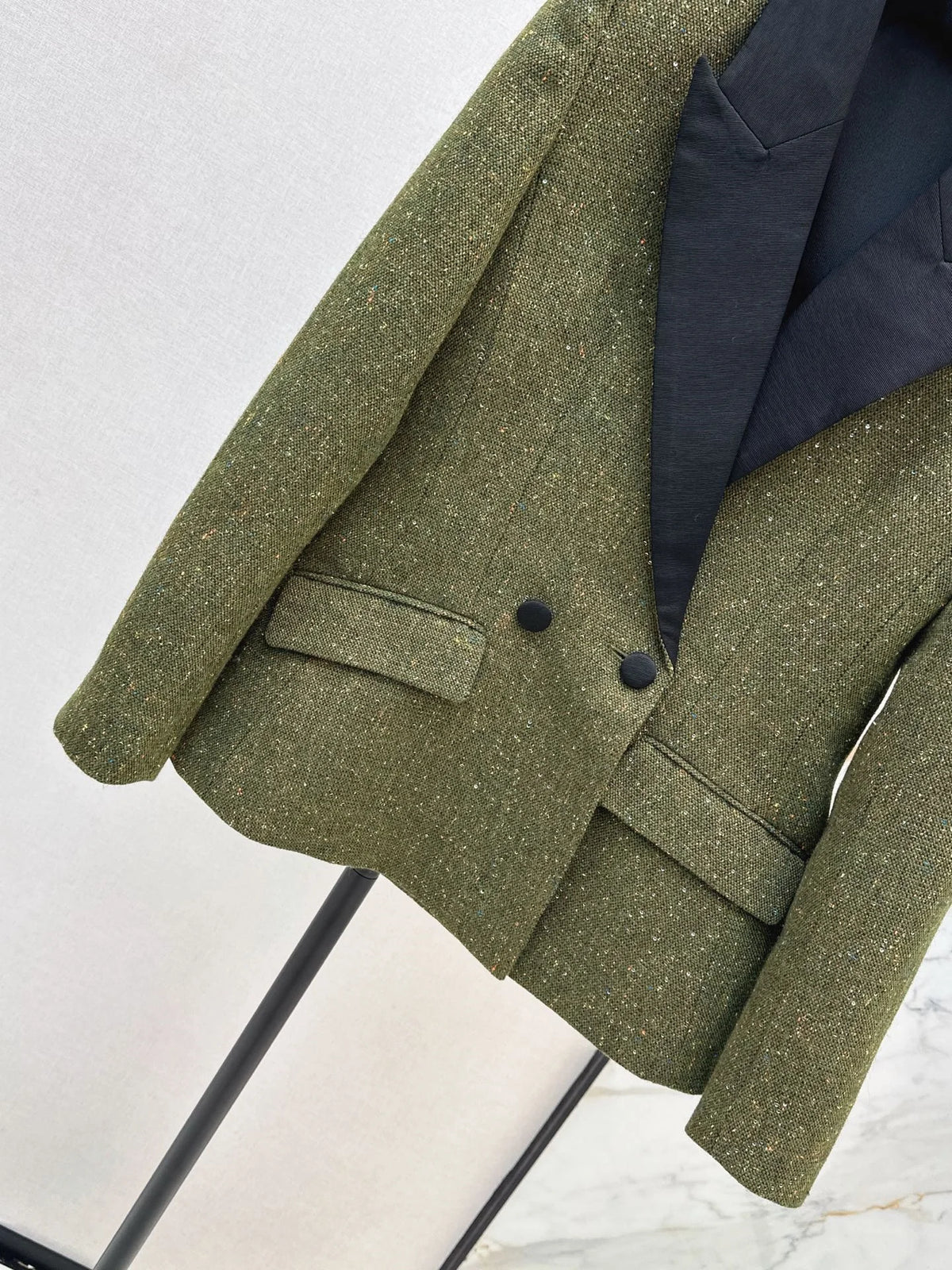 Women’s Polka Dot Tweed Blazer – Contrast Satin Collar Jacket