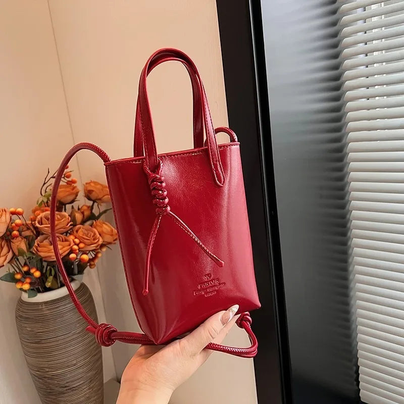 Women's PU Leather Shoulder Bag – Large-Capacity Crossbody Handbag with Flap Closure