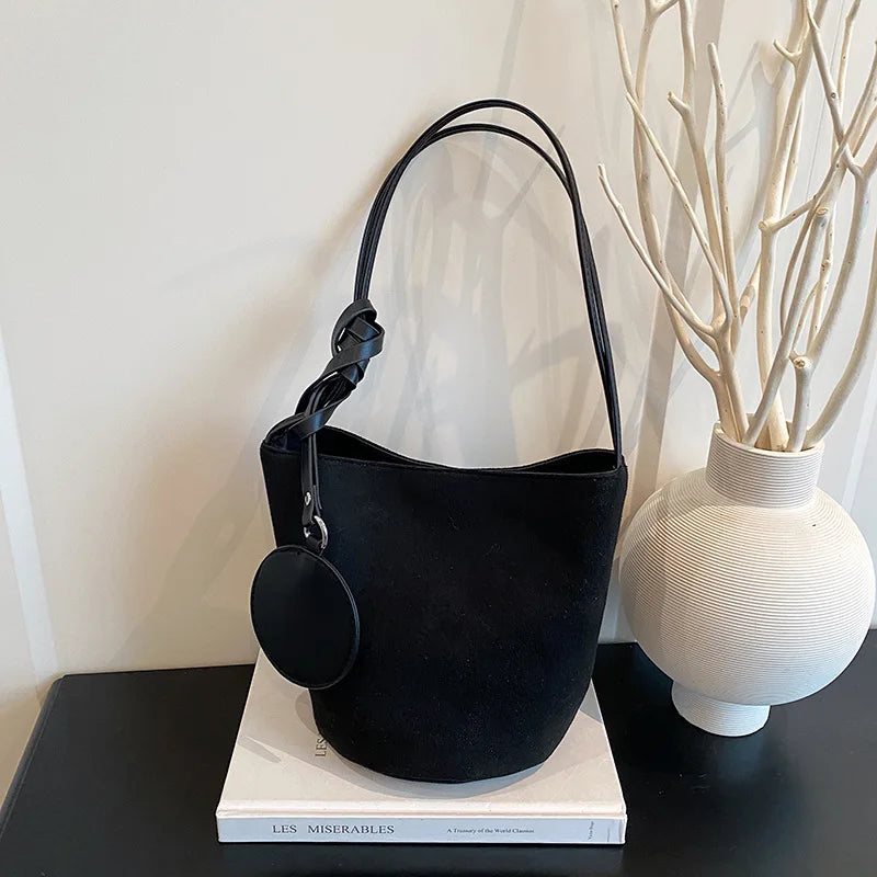 Women's Suede Bucket Bag – Large-Capacity Shoulder Tote for Everyday Use