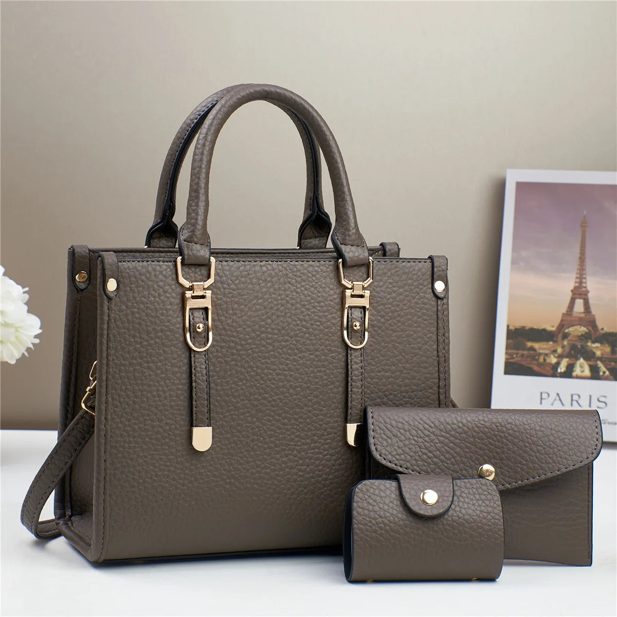 Women's Luxury Shoulder Bag – Elegant Designer Handbag for Everyday Use
