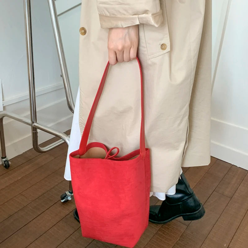 Women's Faux Suede Bucket Bag – Large-Capacity Retro Shoulder Tote Bag