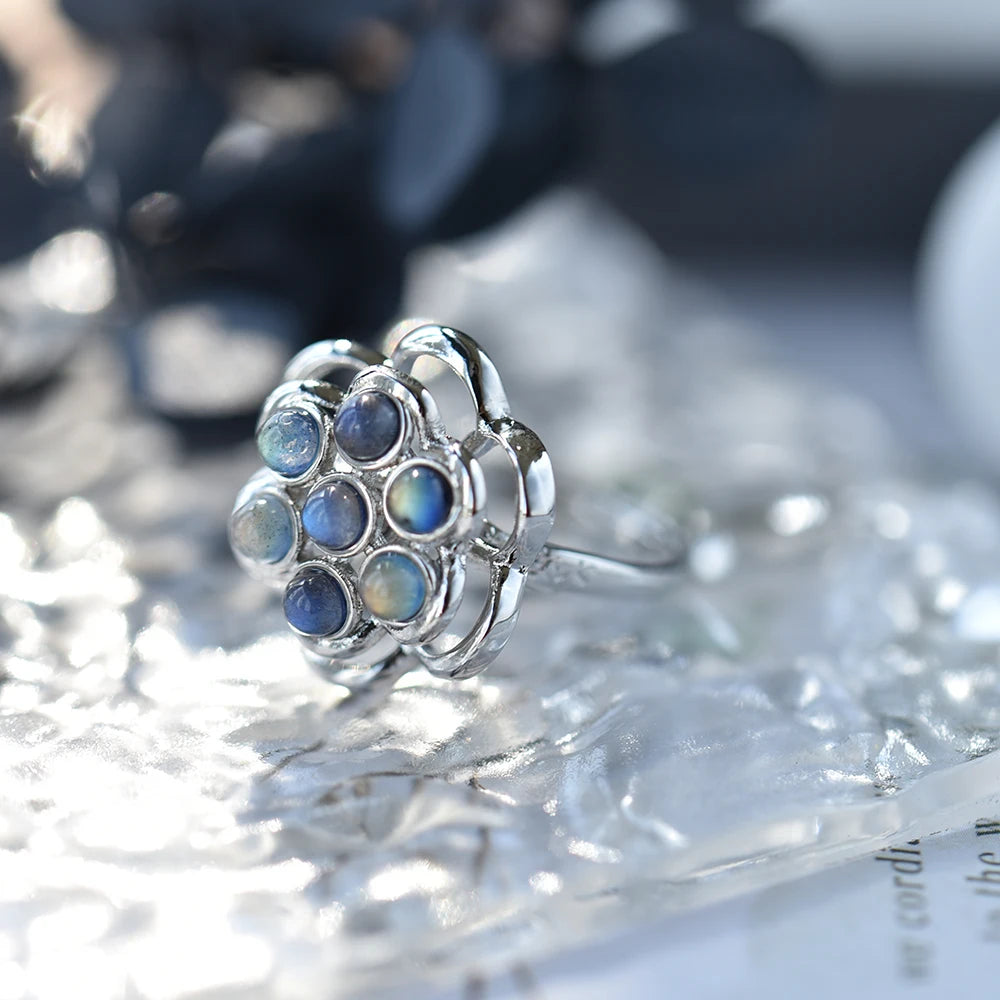 Natural Labradorite Flower Ring for Women – Rotatable Gemstone Band
