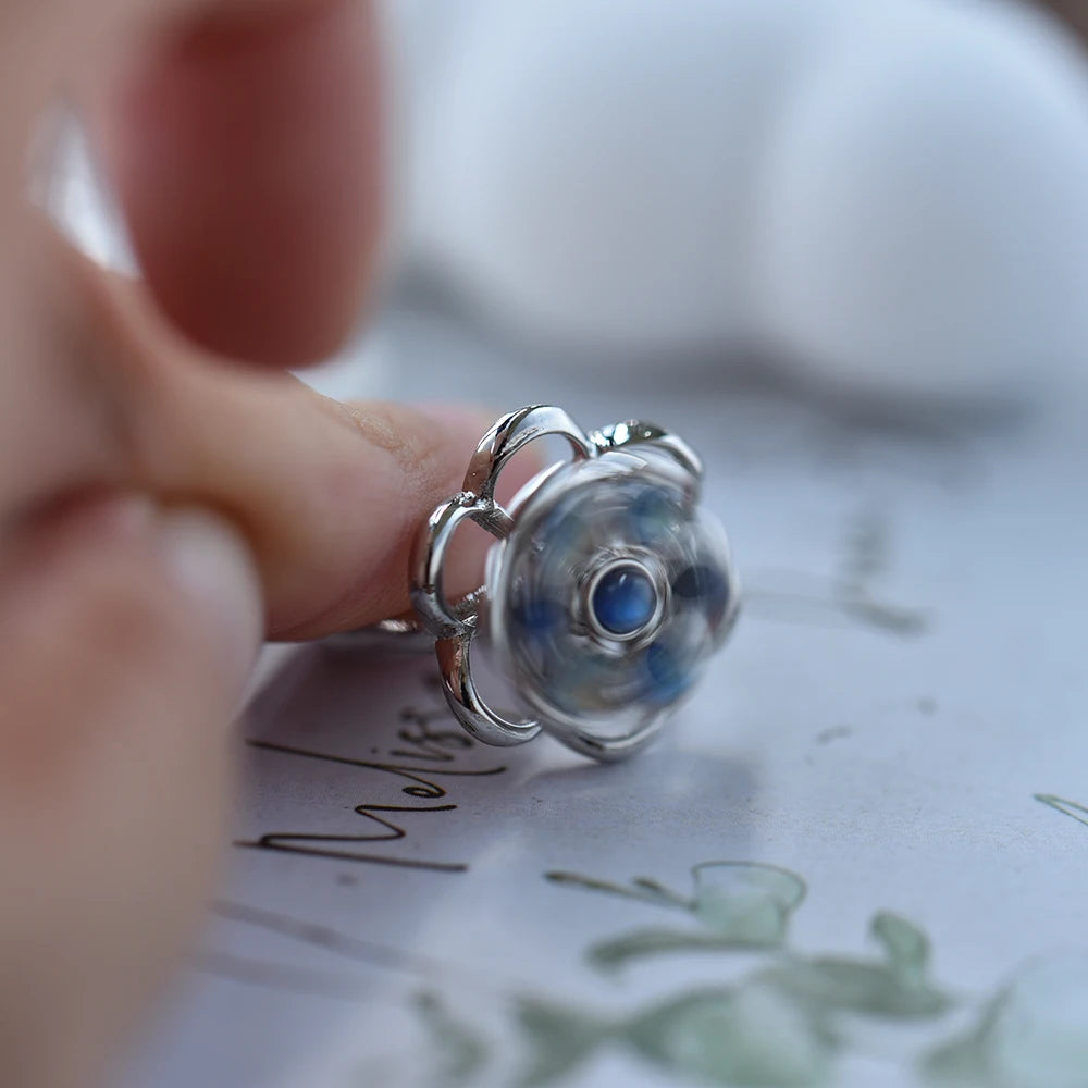 Natural Labradorite Flower Ring for Women – Rotatable Gemstone Band