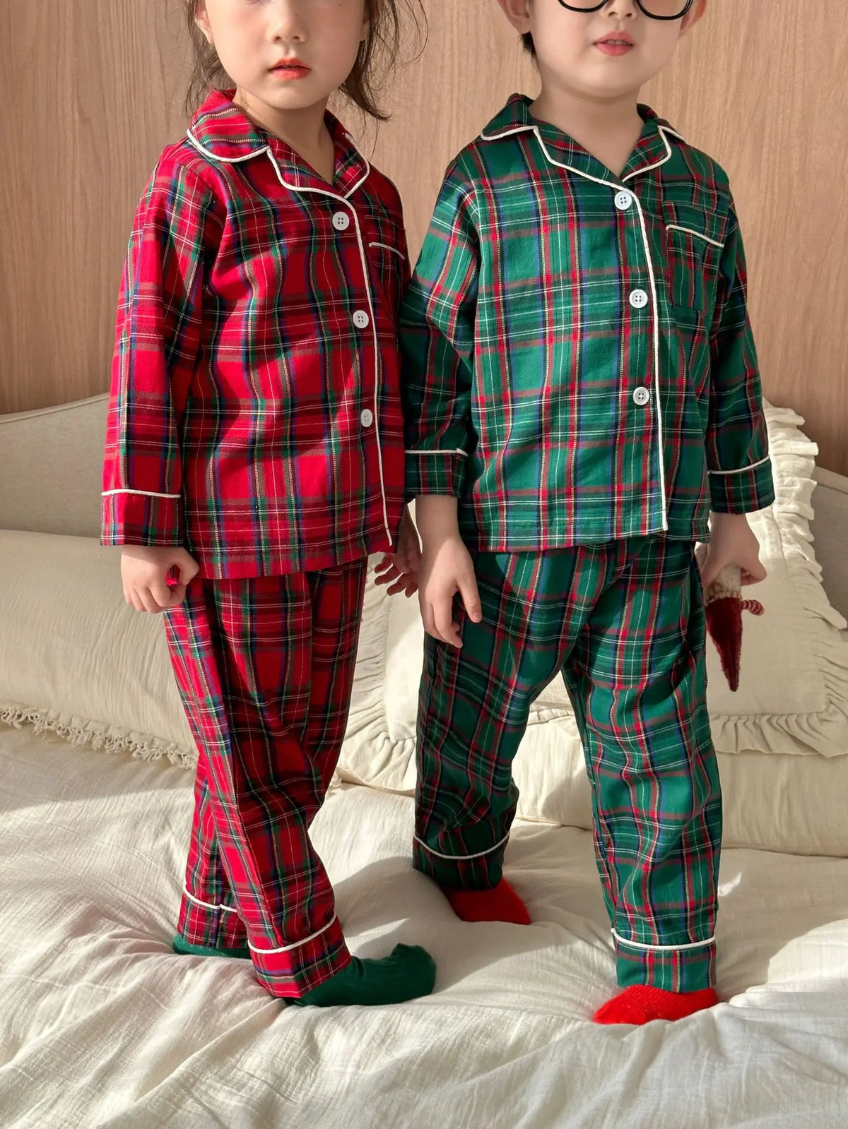 New Christmas Children's Pajama Sets Plaid Print Clothing Set Button Full Sleeve 2 Pcs Suit Homewear Thin Pyjamas Xmas Look