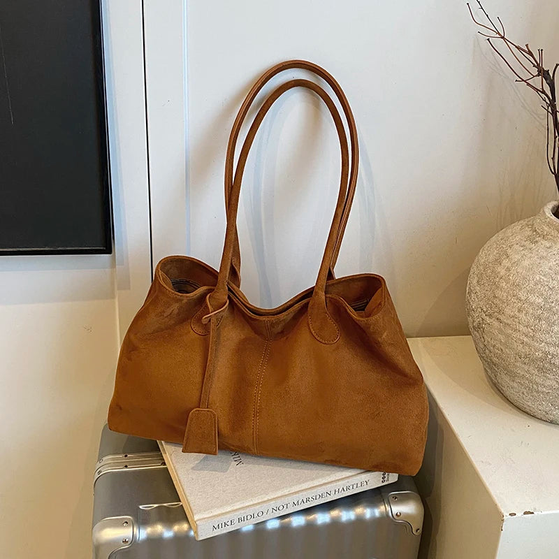 Women's Retro Suede Tote Bag – Large-Capacity Shoulder Handbag for Fall and Winter