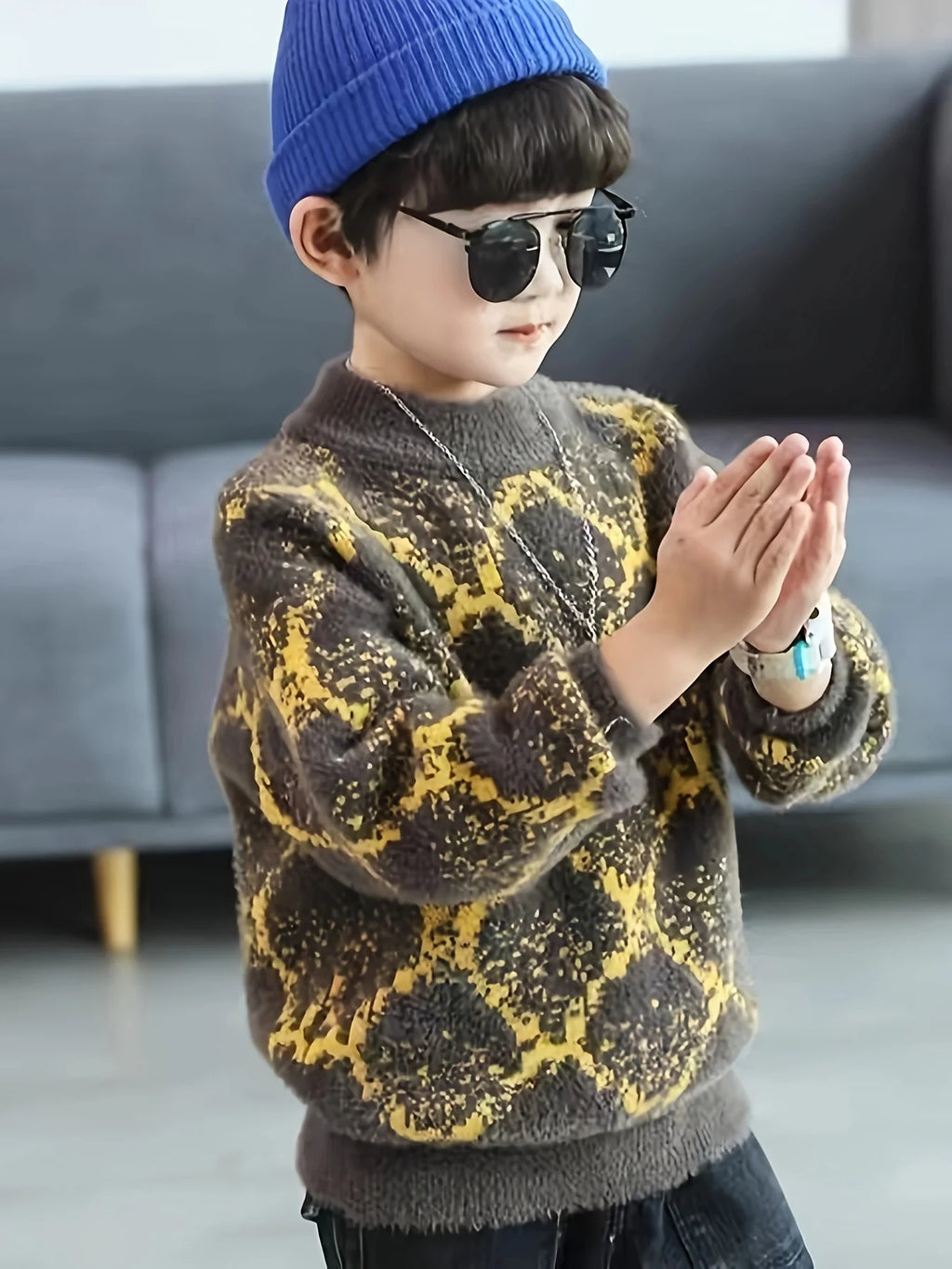 Children's Clothing for Boys, Faux Mink Velvet Autumn and Winter New Style Pullover, Stylish Fleece Sweater for Older Children, Base Layer Shirt