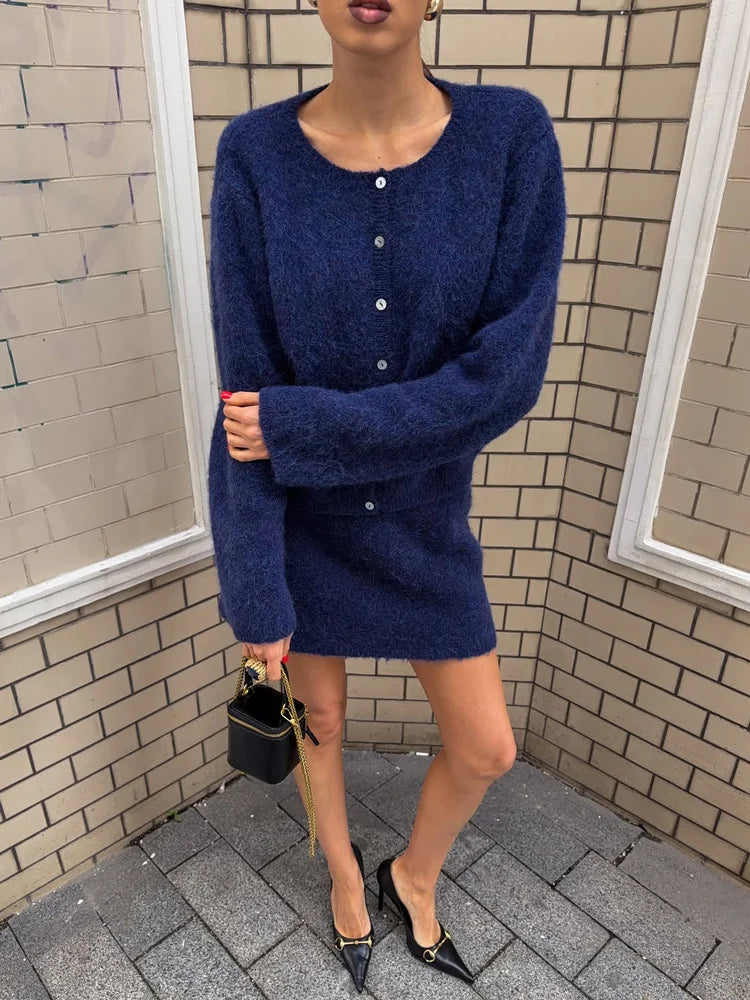 Women’s Fuzzy Knit Cropped Cardigan – Soft Button-Front Long-Sleeve Sweater