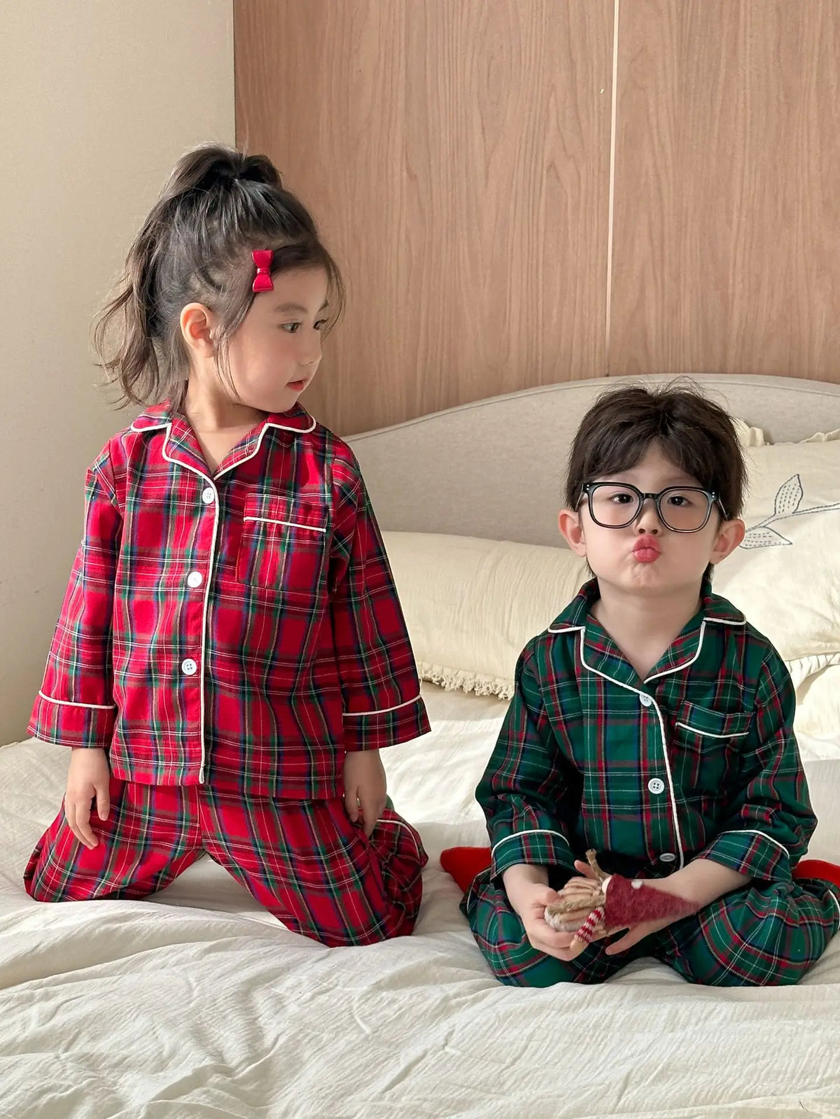 New Christmas Children's Pajama Sets Plaid Print Clothing Set Button Full Sleeve 2 Pcs Suit Homewear Thin Pyjamas Xmas Look