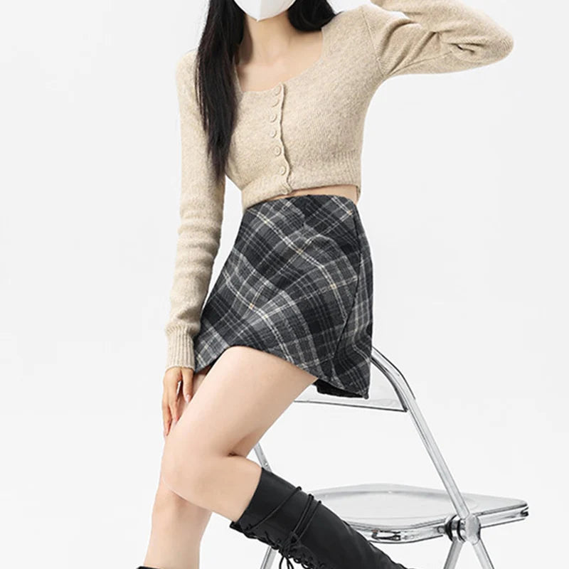Women’s Plaid A-Line Mini Skirt – High-Waisted Wool-Look College Skirt