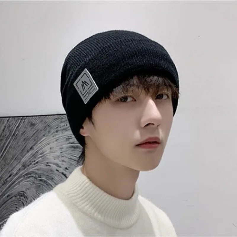 Men's Slouchy Knit Beanie Hat – Warm Solid Color Winter Cap with Ear Coverage