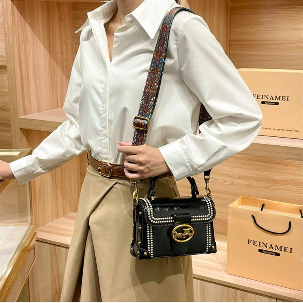 Women's handbag 2025 new autumn and winter high-end retro wide shoulder strap fashionable single shoulder crossbody bag